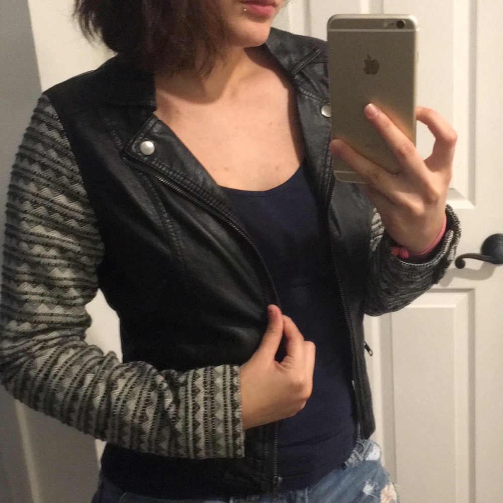 Jacket - Picture 6 of 7